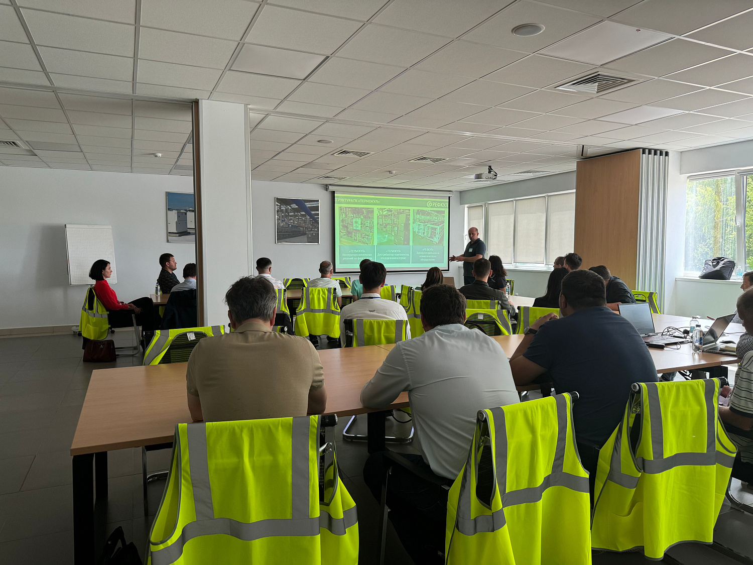 Презентация моноблочного чиллера на центробежном компрессоре