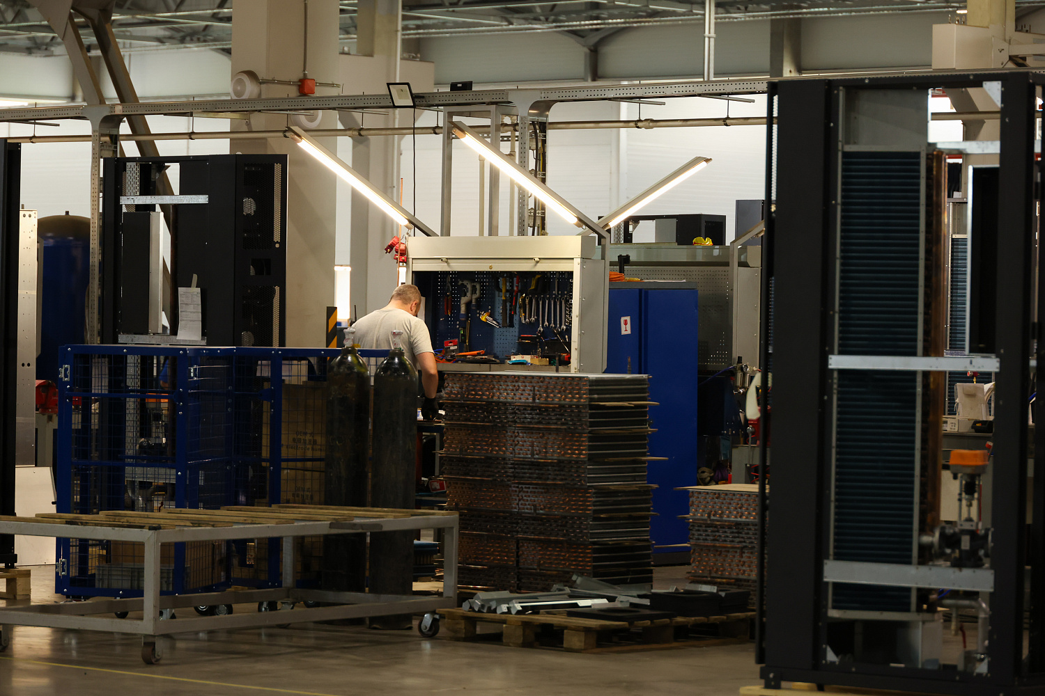 Руководители муниципальных образований Калужской области посетили завод "РЕФКУЛ"