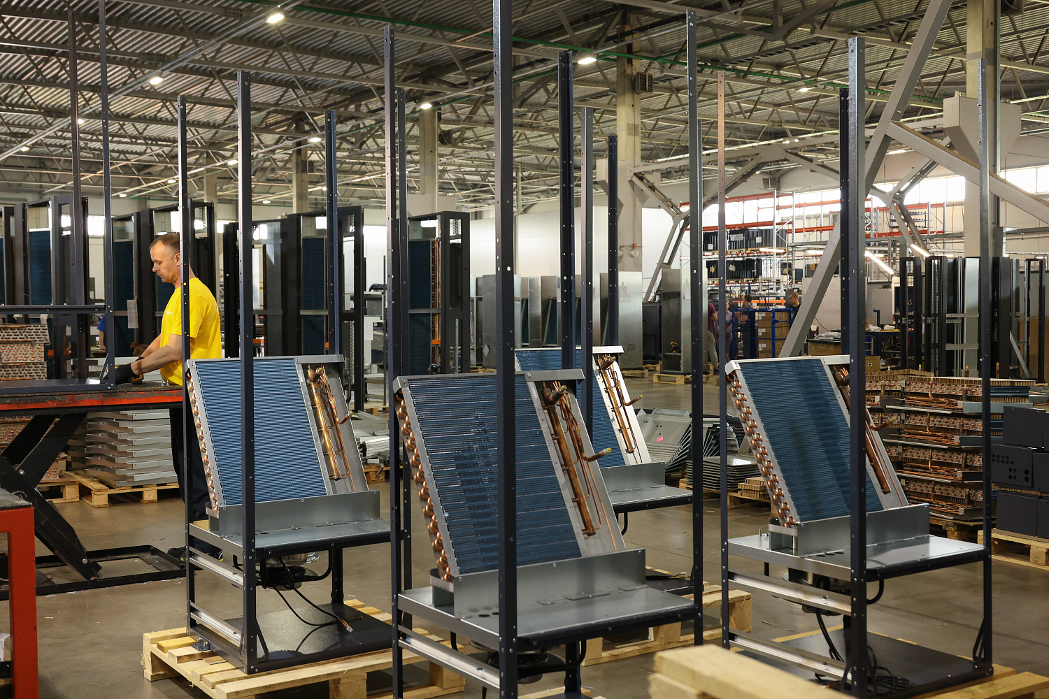 Руководители муниципальных образований Калужской области посетили завод "РЕФКУЛ"